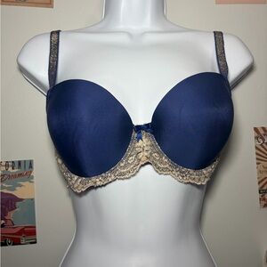 Victoria's Secret Navy and Beige Lace Underwire Bra